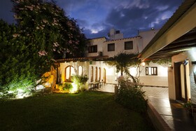 Posada De Rosas