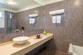 Villa Mansa, Wine Hotel & Spa