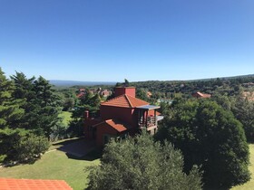 Zolara Di Merlo