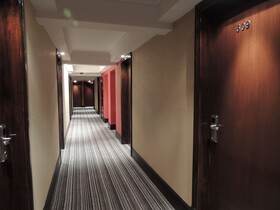 Premium Tower Suites