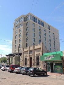 Premium Tower Suites