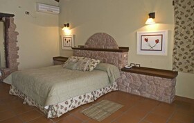 La Casa de la Bodega - Wine Boutique