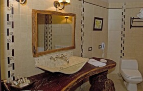 La Casa de la Bodega - Wine Boutique