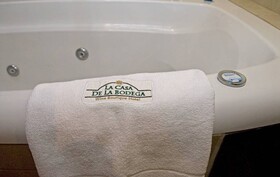 La Casa de la Bodega - Wine Boutique