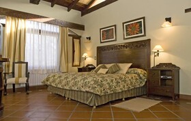 La Casa de la Bodega - Wine Boutique