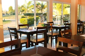Brisas del Lago Apart and Hotel