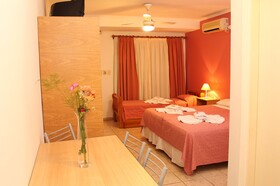 Brisas del Lago Apart and Hotel