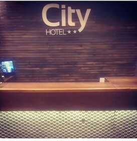 City Hotel