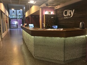 City Hotel