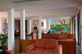 Alexander Hotel