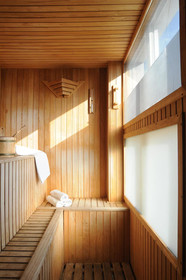 Parra Hotel & Suites