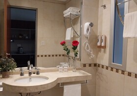 Roomie Salta by DOT Suites