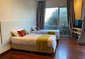 Roomie Salta by DOT Suites