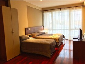 Roomie Salta by DOT Suites