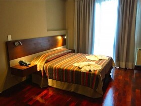 Roomie Salta by DOT Suites