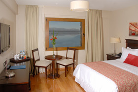 Alma Del Lago Suites & Spa