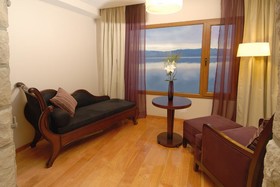Alma Del Lago Suites & Spa