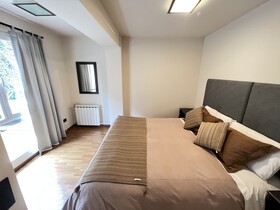 Ari Aparts 460