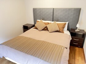 Ari Aparts 460
