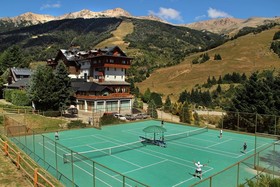 Hotel Catedral Ski & Wellness