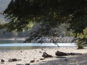 Lago Gutierrez Lodge