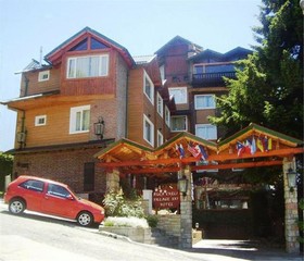 Ruca Cheli Village
