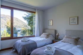 Suites Del Lago