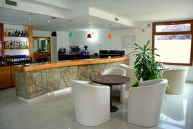 Hotel and Restaurant Cordillera