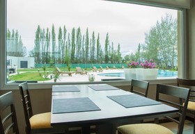 Howard Johnson by Wyndham Neuquen
