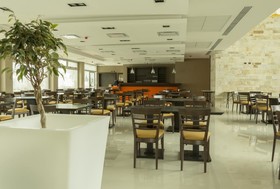 Howard Johnson by Wyndham Neuquen