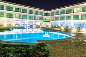 Howard Johnson by Wyndham Neuquen