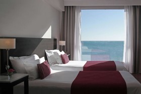 Dazzler by Wyndham Puerto Madryn