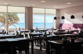 Dazzler by Wyndham Puerto Madryn