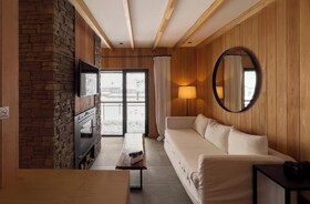 El Refugio Ski & Summer Lodge