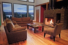 Lago Rosario Lodge