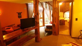 Casa del Bosque Aparts & Suites
