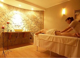 Casa del Bosque Aparts & Suites