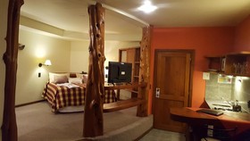Casa del Bosque Aparts & Suites