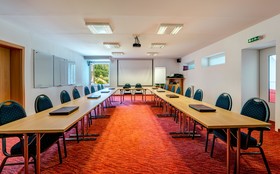 Thermenhotel  Kurz
