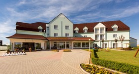 Thermenhotel  Kurz