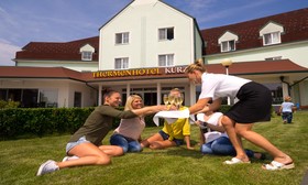 Thermenhotel  Kurz