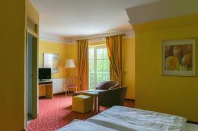 Thermenhotel Vier Jahreszeiten