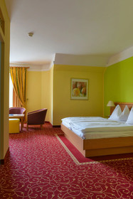 Thermenhotel Vier Jahreszeiten