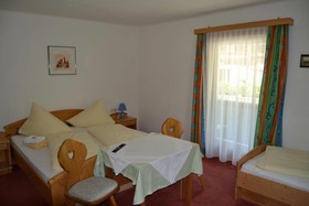 Landhaus Alpenrose - Feriendomizile Pichler