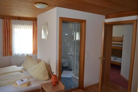 Landhaus Alpenrose - Feriendomizile Pichler