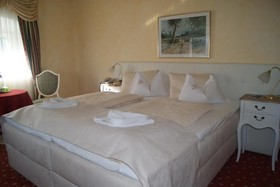 Biedermeier Schlössl Lerchenhof