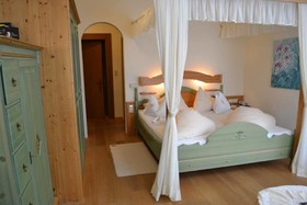 Biedermeier Schlössl Lerchenhof