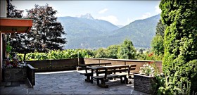 Enzianbrenner Bed & Breakfast