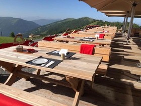 Ski-in-Ski-Out Hotel Garni Berghof