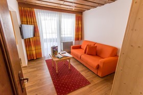 Ski-in-Ski-Out Hotel Garni Berghof